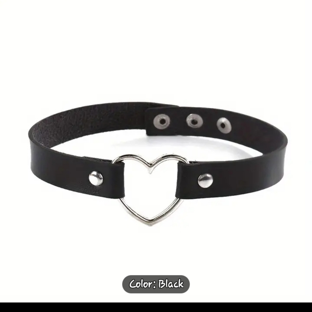 Black Silver Heart Shaped Choker Necklace / BLACK, PURPLE, RED, WHITE & PINK